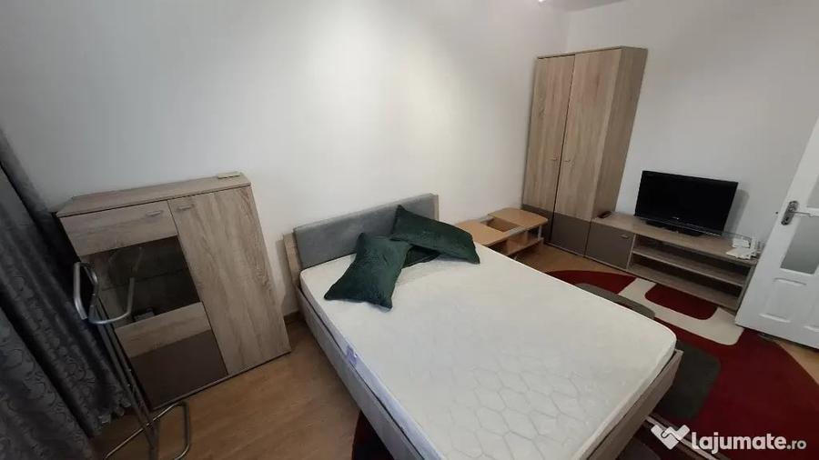 Garsonieră decomandată în Tătărași