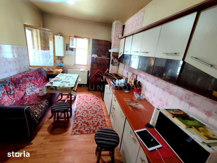 Casă cu 6 camere decomandat cu Teren 890 Mp în Slobozia