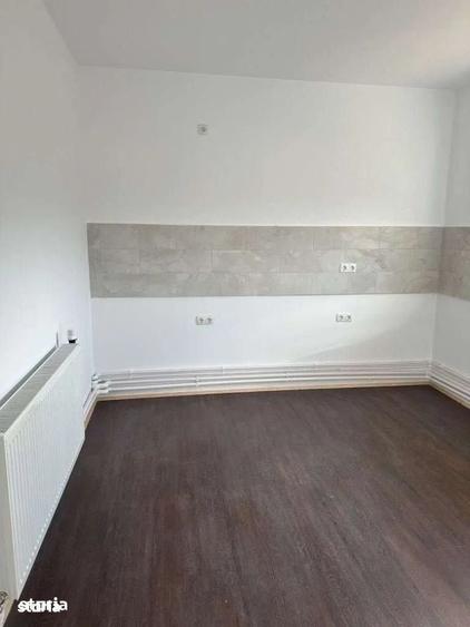 Casă cu 4 camere în Brebu