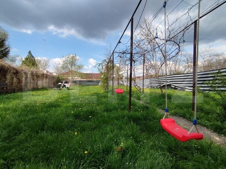 Casă individuală cu 4 camere cu Canalizare în Ronaț