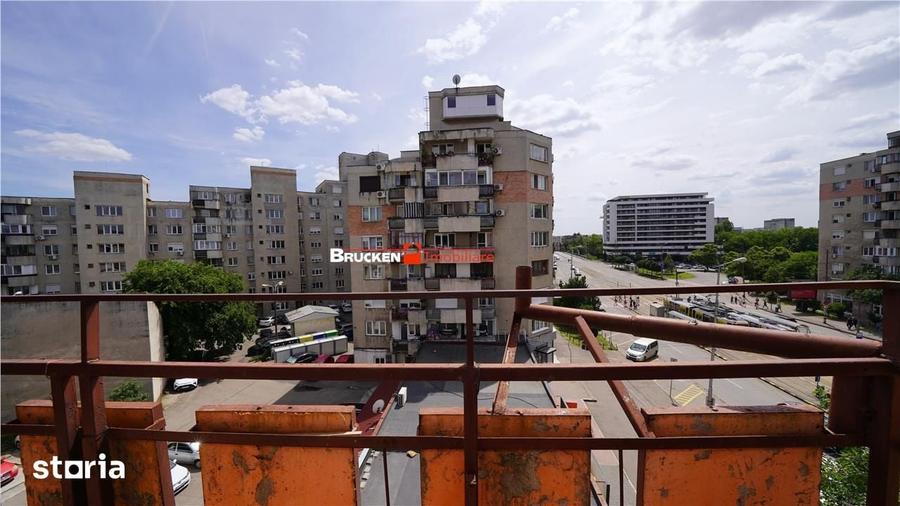 Apartament cu 3 camere decomandat în Decebal