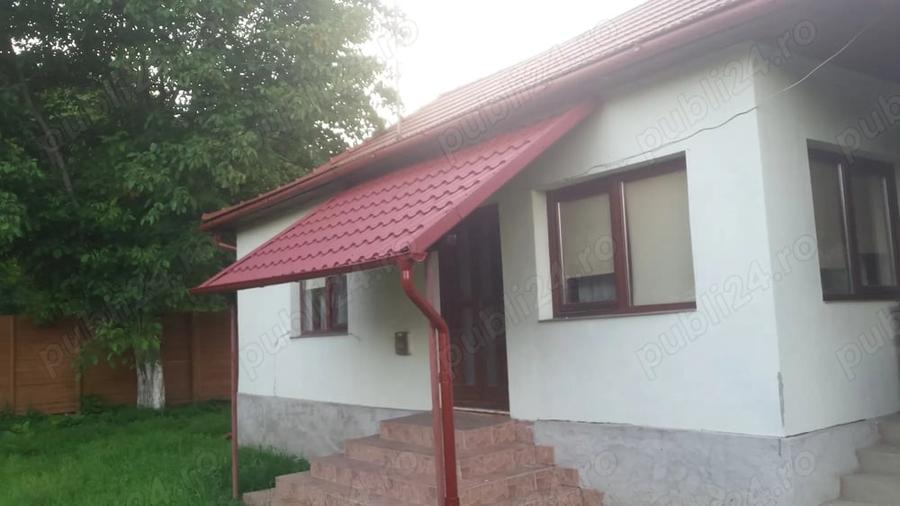 Casă cu 4 camere cu Teren 4400 Mp în Corbu