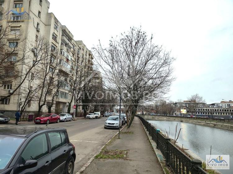 Garsonieră decomandată în Unirii