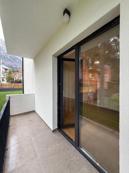 Apartament cu 2 camere decomandat în Telecabinei