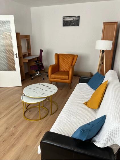 Apartament cu 2 camere decomandat în Crângași