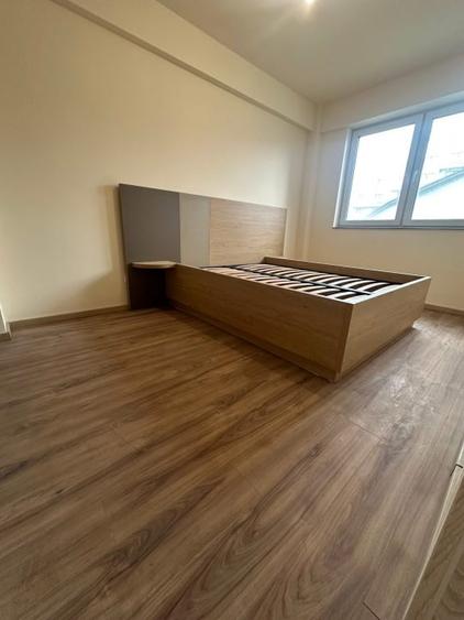 Apartament cu 2 camere semidecomandat, mobilat în Între Lacuri