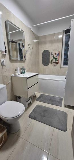 Apartament cu 3 camere decomandat în Rudicica
