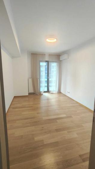 Apartament cu 3 camere decomandat în Pipera