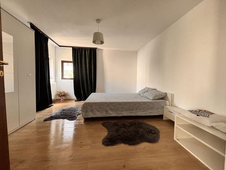 Apartament cu 3 camere semidecomandat în Alba Iulia