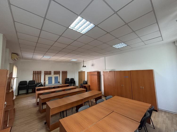 Birou, de 54.599998474121 mp, în Costin Georgian