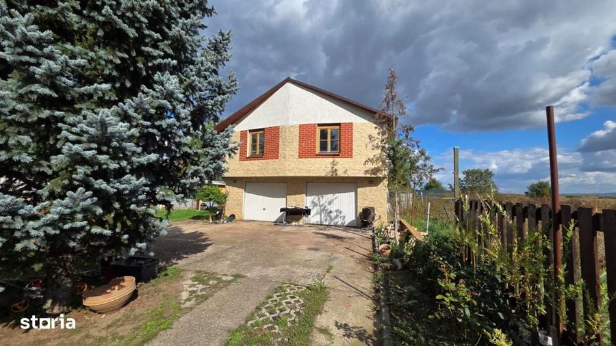 Casă cu 4 camere cu Teren 1560 Mp în Lucian Blaga
