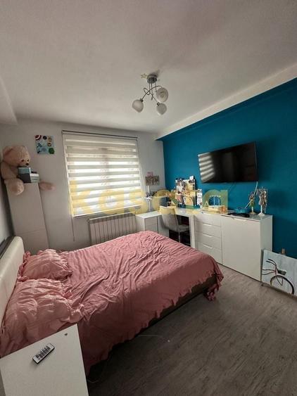 Apartament cu 3 camere decomandat, mobilat în Crângași