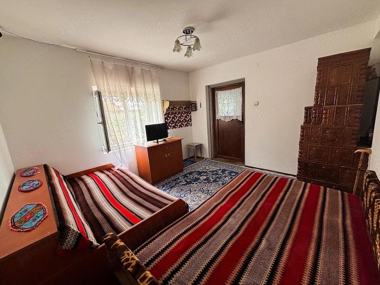 Casă cu 2 camere cu Teren 1247 Mp în Clănița