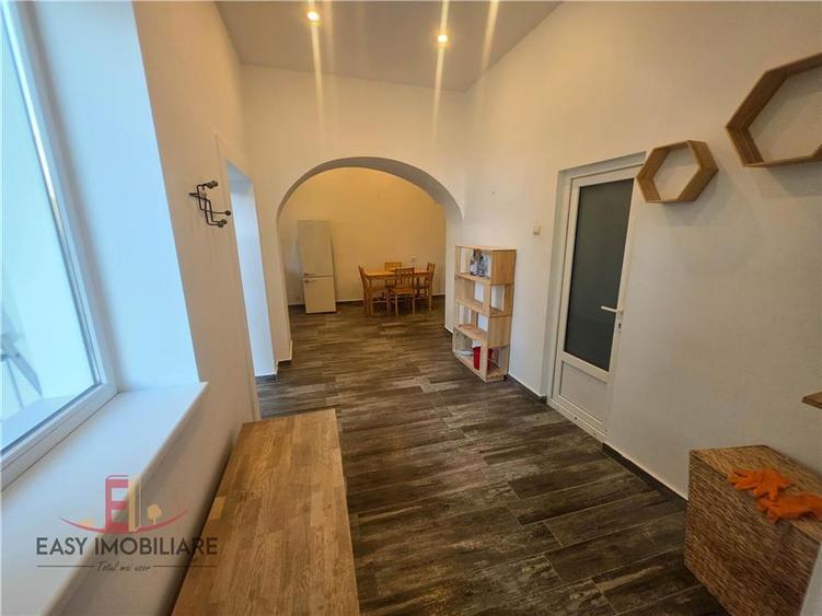 Apartament cu 2 camere decomandat în Ultracentral