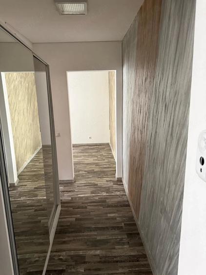 Apartament cu 2 camere decomandat în Vest
