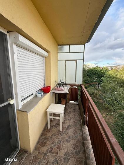 Apartament cu 2 camere în Micro 16