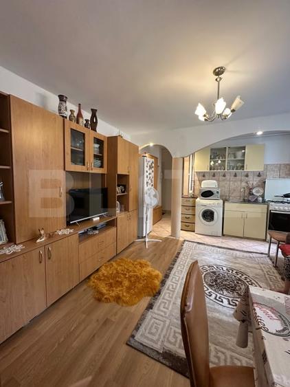 Apartament cu 2 camere, 40 mp, zona Decebal - 2
