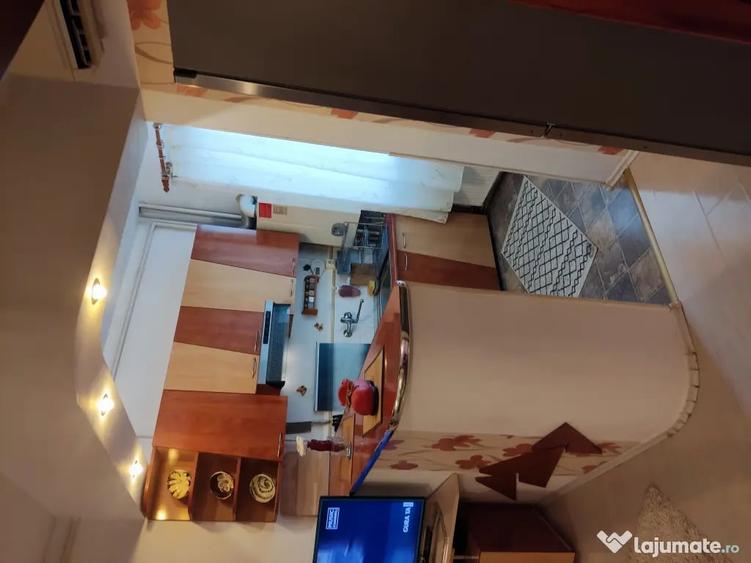 Apartament cu 2 camere semidecomandat în Mărăști