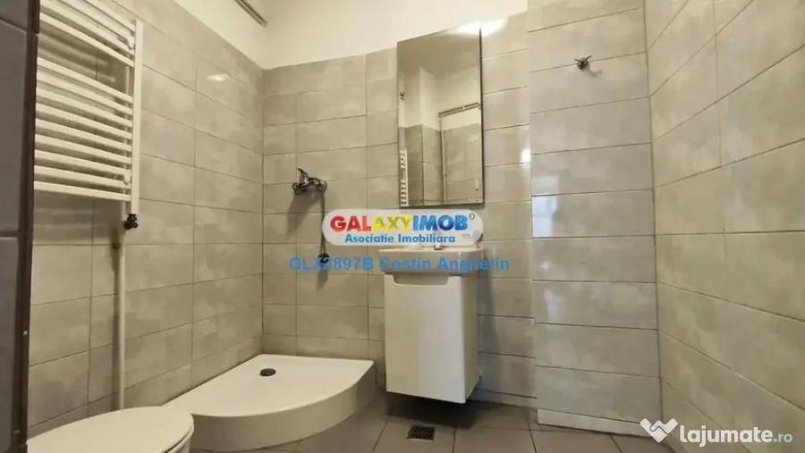 Casă cu 6 camere cu Teren 165 Mp în Decebal