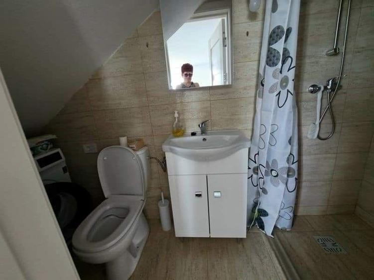 Duplex cu 3 camere cu Canalizare în Ulmi