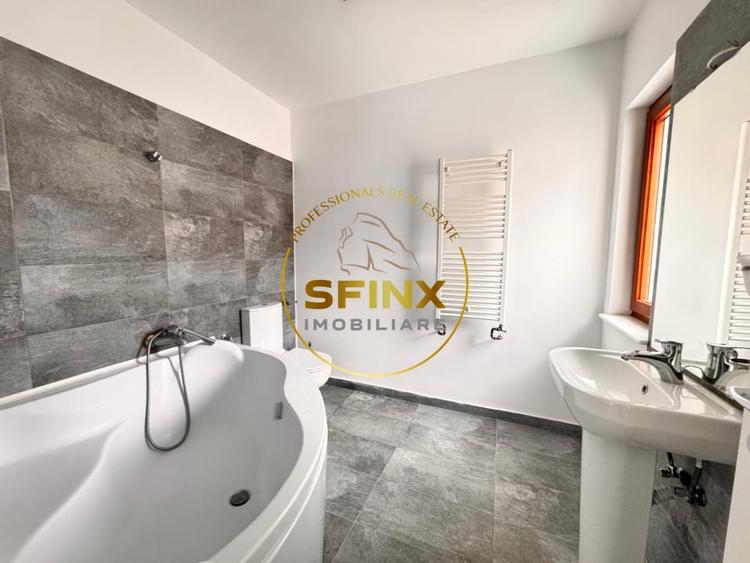 Duplex cu 5 camere cu Canalizare în Pipera