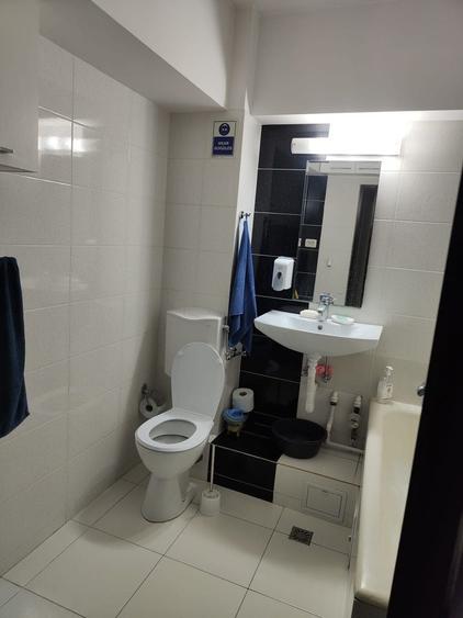 Apartament cu 2 camere decomandat în Capitol