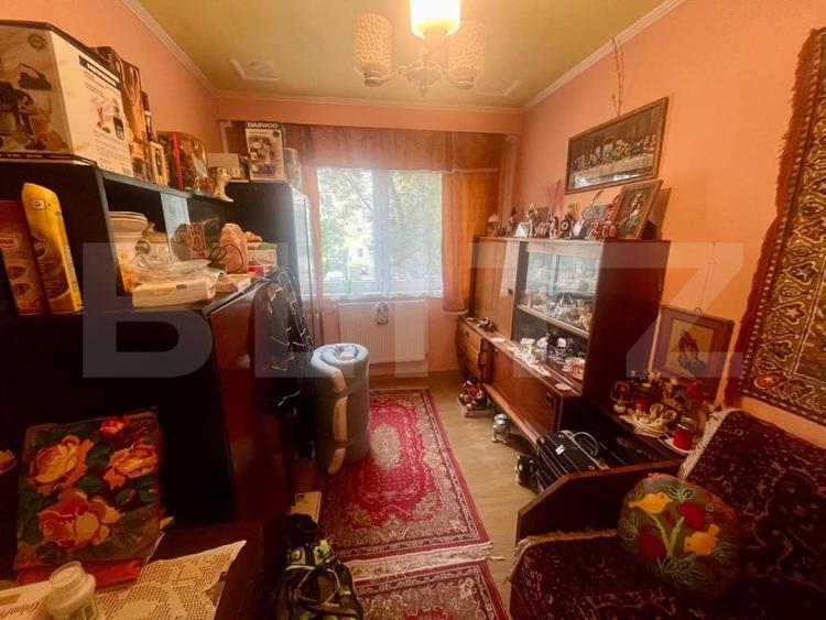 Apartament de vanzare, etaj 1, 35 mp, zona Nufarul - 2