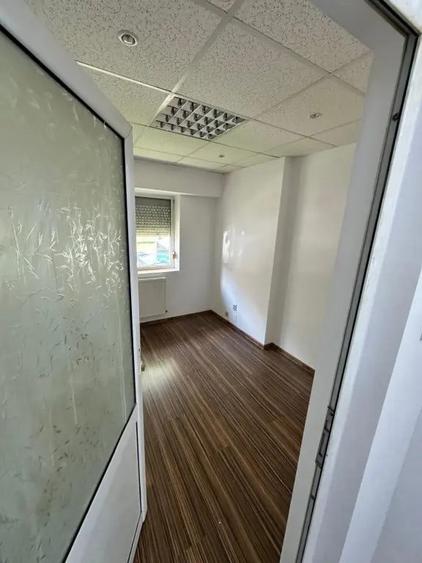 Spațiu comercial, de 50 mp, în Central