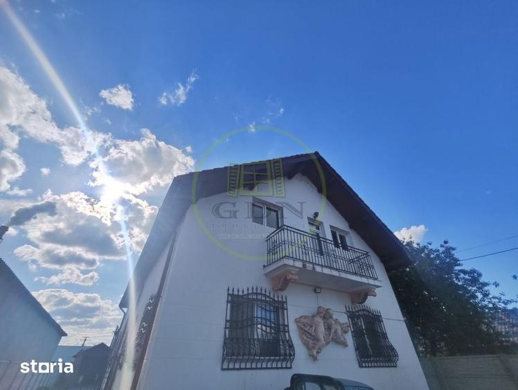 Casă cu 10 camere cu Teren 1002 Mp în Bariera Vâlcii