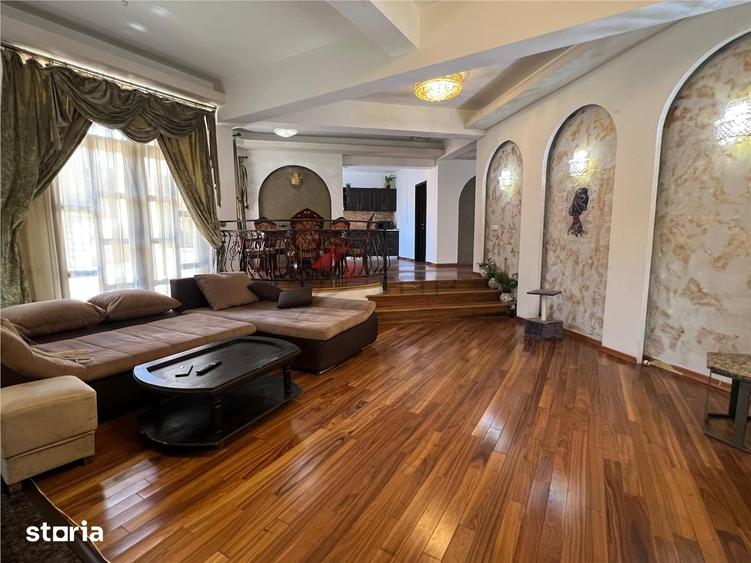 Casă cu 7 camere cu Teren 750 Mp în Bârnova