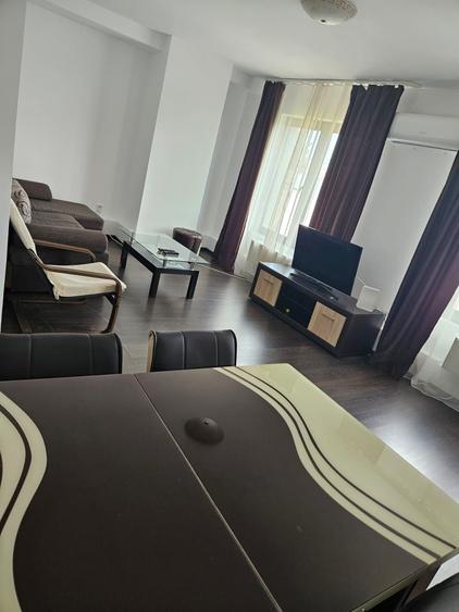 Apartament cu 2 camere decomandat în Independenței