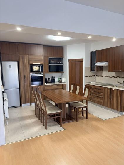 Apartament cu 2 camere decomandat în Iosia