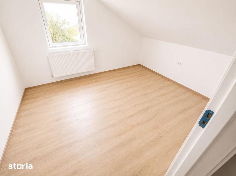 Casă cu 3 camere cu Teren 370 Mp în Podu Roș