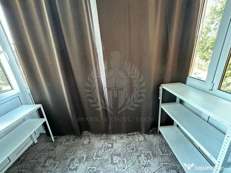 Apartament cu 4 camere decomandat în Malu Roșu