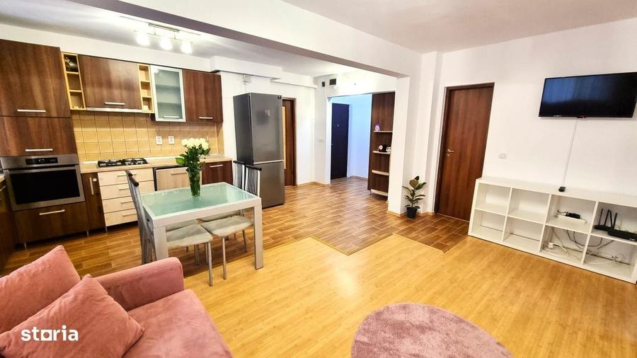 Apartament cu 3 camere în Malu Roșu