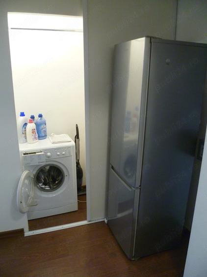 Garsonieră decomandată în Central