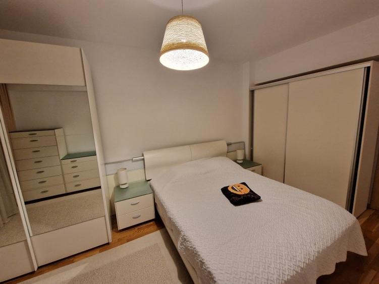 Apartament cu 2 camere decomandat, mobilat în P-ța Alba Iulia