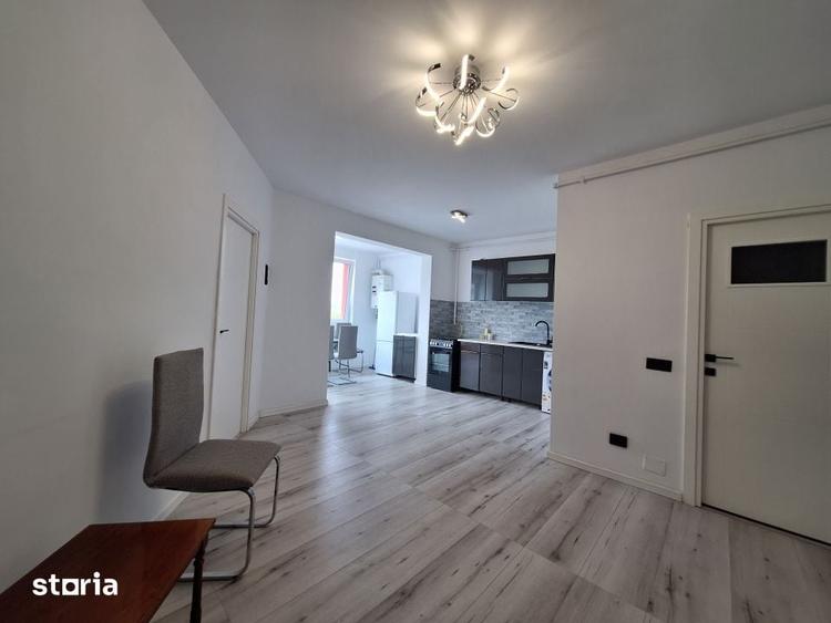 Apartament cu 3 camere semidecomandat în Florești