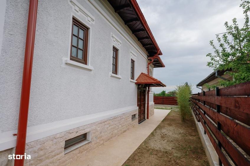 Casă cu 4 camere cu Teren 600 Mp în Ștefănești
