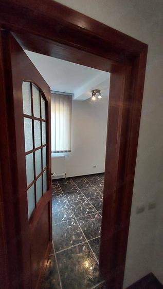 Spațiu comercial, de 60 mp, în Central
