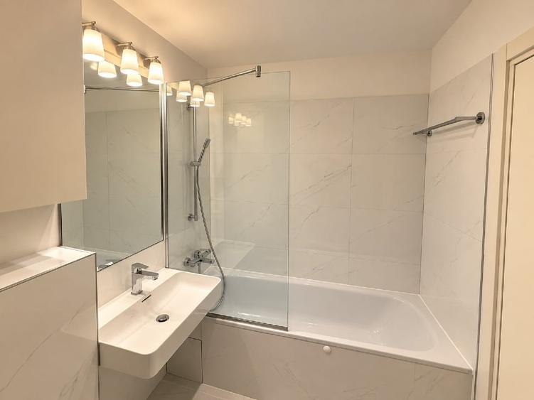 Apartament cu 2 camere semidecomandat, mobilat în Aviației