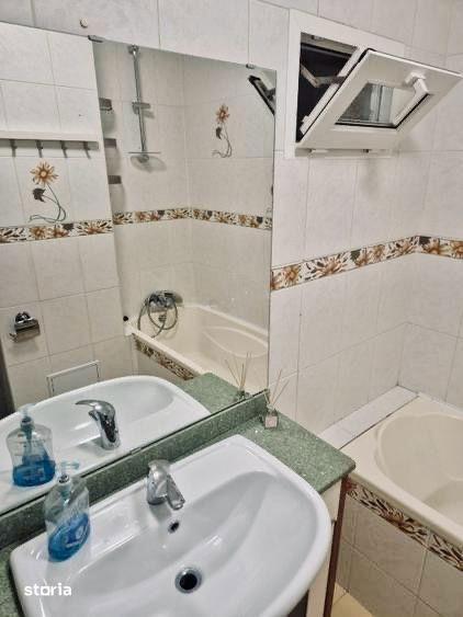 Apartament cu 3 camere decomandat, mobilat în Drumul Taberei