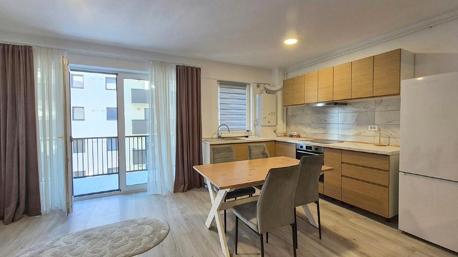 Apartament cu 2 camere decomandat în Triaj