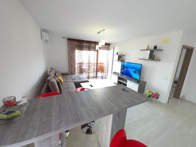 Apartament cu 2 camere decomandat în Central
