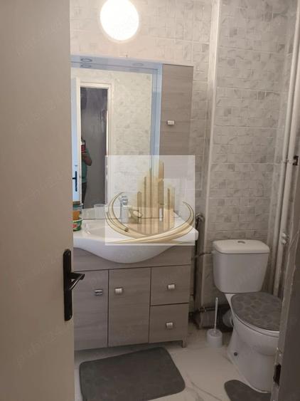 Apartament cu 4 camere decomandat, mobilat în Medicină