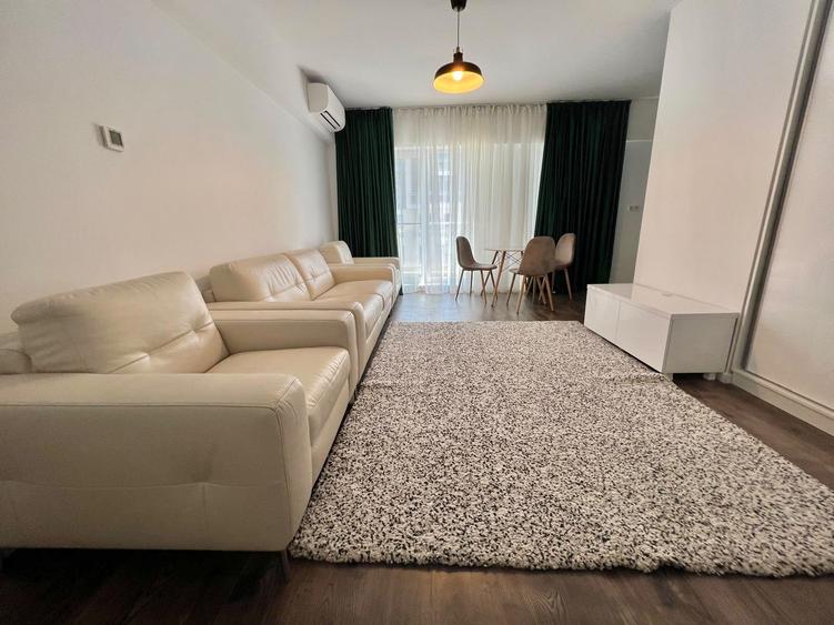 Apartament cu 3 camere în Barbu Văcărescu