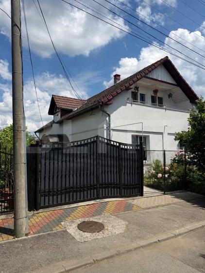 Casă individuală în oraș, 130 mp, 400 mp teren, zona Decebal - 1