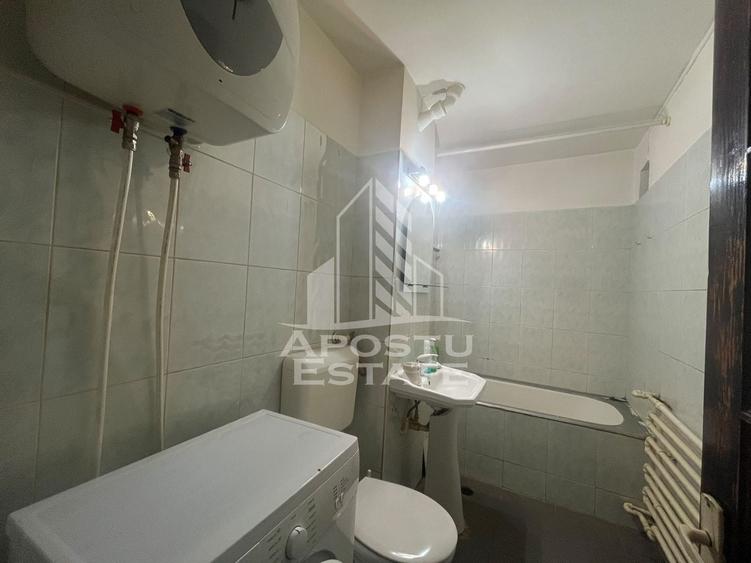 Apartament cu 2 camere decomandat, mobilat în Confecții