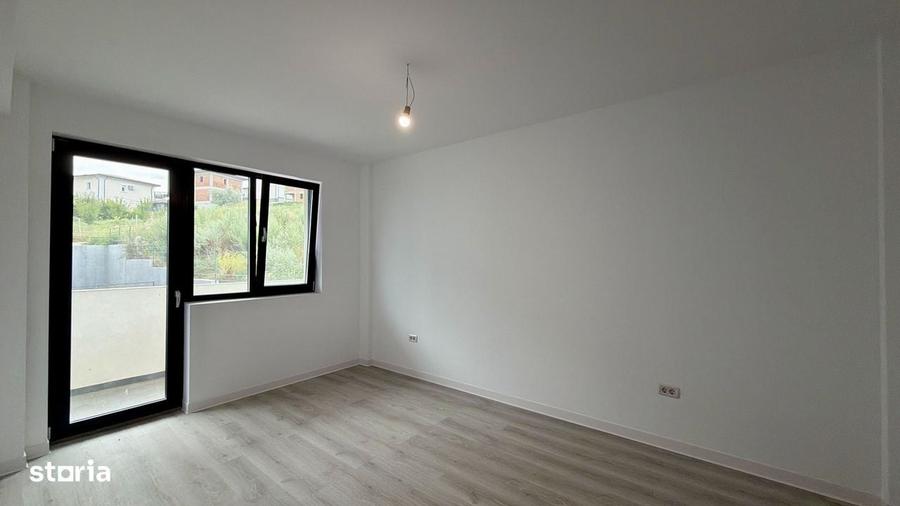 Apartament cu 6 camere decomandat în Central