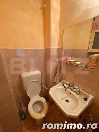 Apartament cu 4 camere decomandat în Central
